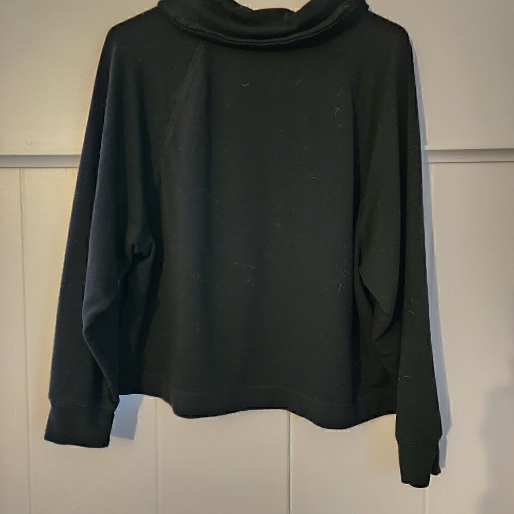 Old navy cowl neck sweat shirt - Picture 2 of 2